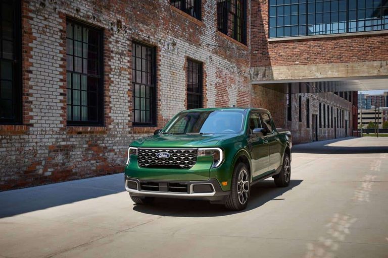 فورد مافريك (Ford Maverick) أحد أفضل شاحنات البيك أب مبيعا في العالم لعام 2025 أفضل شاحنات البيك أب مبيعاً في العالم لعام 2025