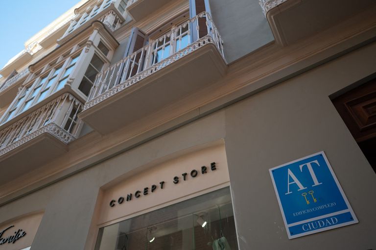 غرامة قياسية على Airbnb بسبب المساكن غير المرخصة - أ ف ب غرامة قياسية على Airbnb بسبب المساكن غير المرخصة - أ ف ب