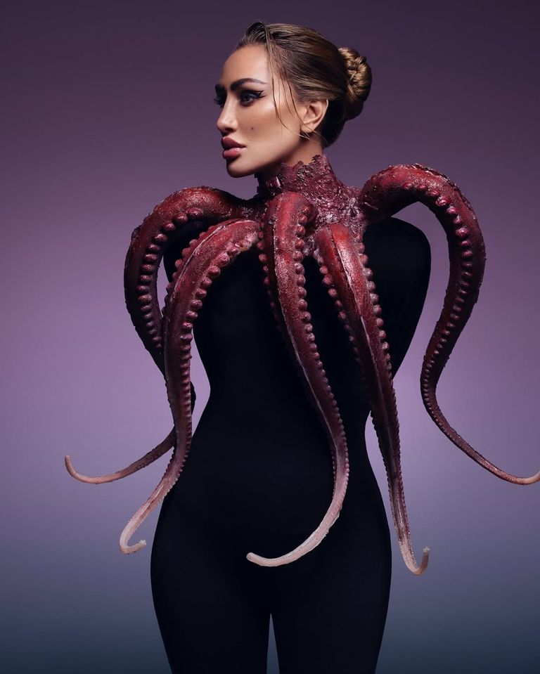 الفنانة ديمي مور