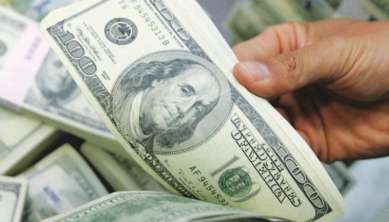 الدولار الأمريكي 