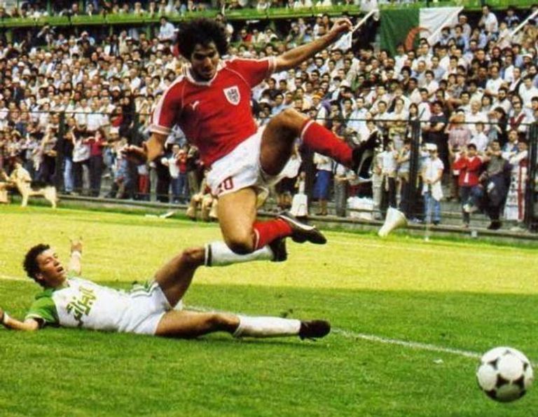 مواجهة في كأس العرب 2025