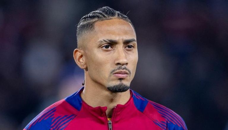 رافينيا لاعب برشلونة