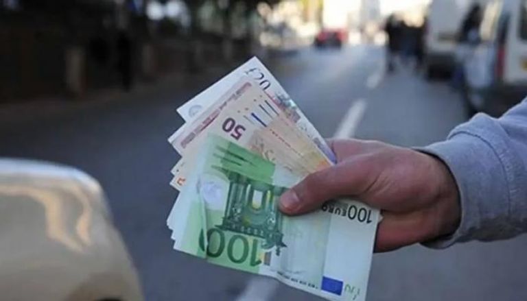 بنك الجزائر.. شروط جديدة للحصول على منحة السفر إلى الخارج(تفاصيل)