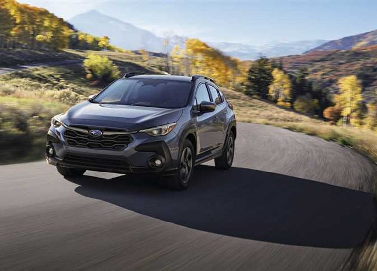 سوبارو كروس تريك أفضل 10 سيارات رياضية متعددة الاستخدامات مبيعا في عام 2025