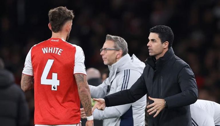 بن وايت وميكيل أرتيتا