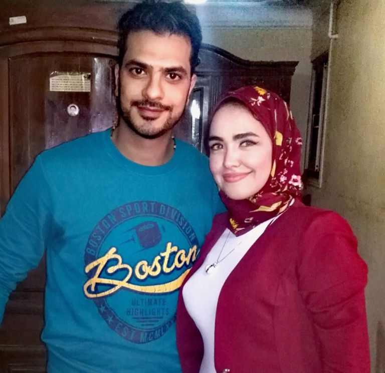 حقيقة علاقة مصطفى أبو سريع بفنانة شابة