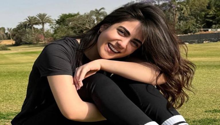 فيديو زينة أحمد يثير الجدل على مواقع التواصل