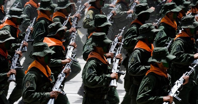 علما الولايات المتحدة وفنزويلا