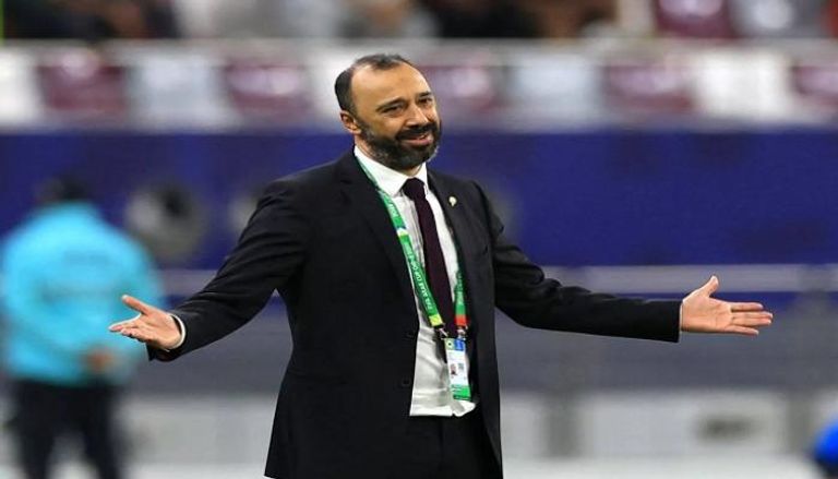 طارق السكتيوي مدرب منتخب المغرب للمحليين