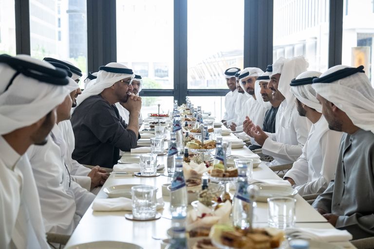 احتفاء إماراتي بيوم قطر الوطني