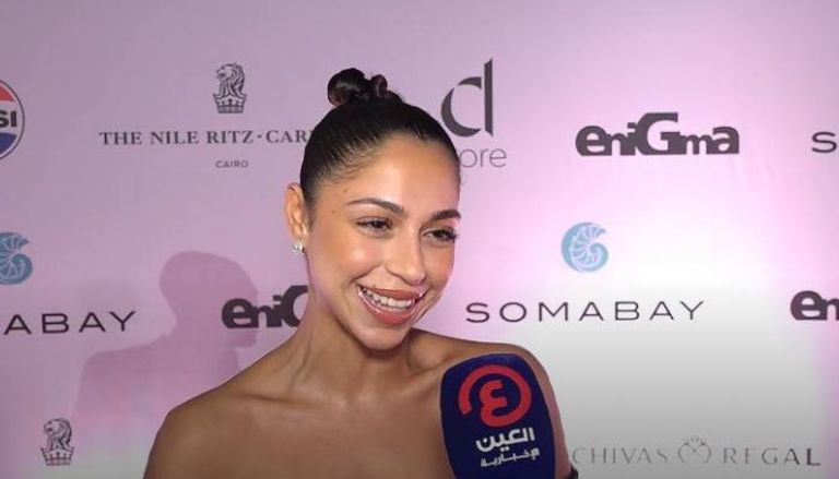 الفنانة ريم عامر