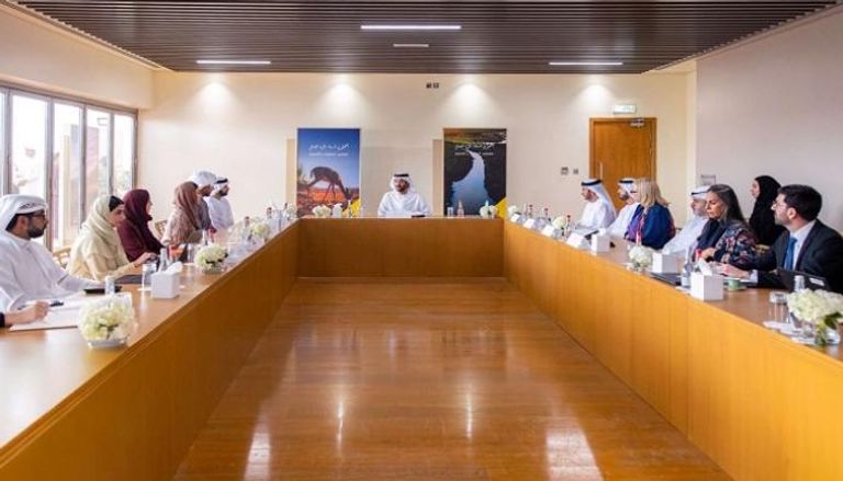 جانب من اجتماع مجلس الإمارات للسياحة
