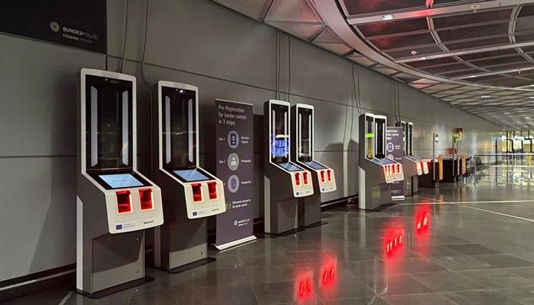 نظام الدخول والخروج الجديد في مطارات أوروبا