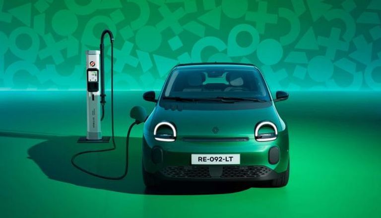 سيارات تعمل بالوقود التقليدي - أرشيفية