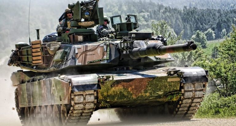 دبابة أبرامز إم1 إيه1