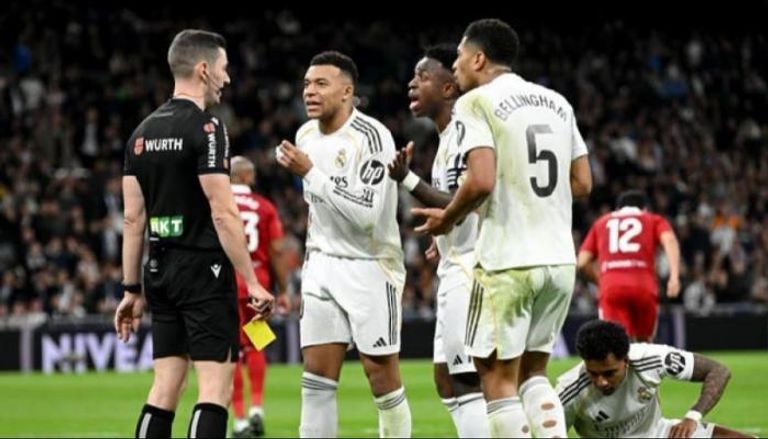 ريال مدريد أمام إشبيلية