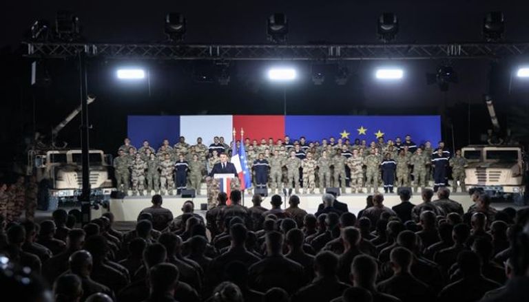 الرئيس الفرنسي إيمانويل ماكرون 