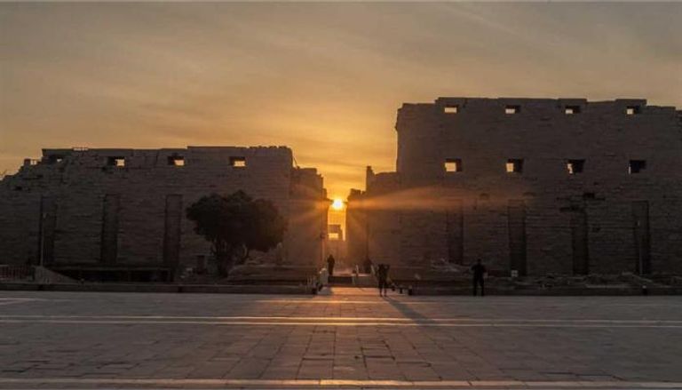 تعامد الشمس على معابد الأقصر في مصر 2025