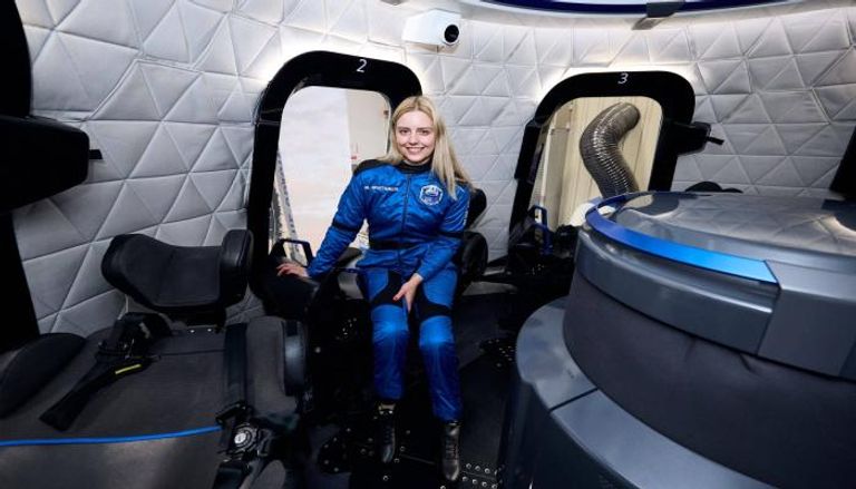 ميشيلا بنتهاوس إلى الفضاء