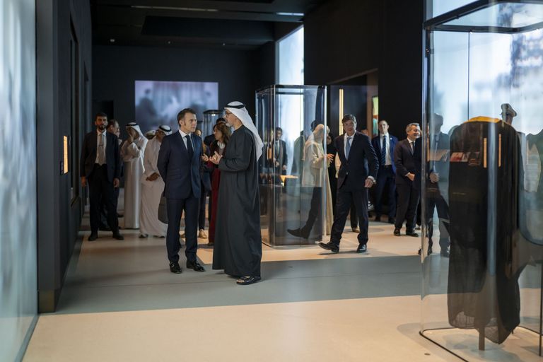 ماكرون يزور متحف زايد الوطني