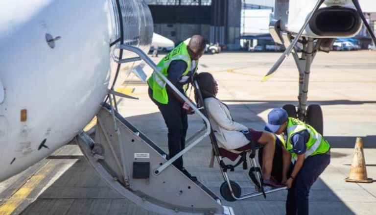 تزييف الإعاقة في المطارات