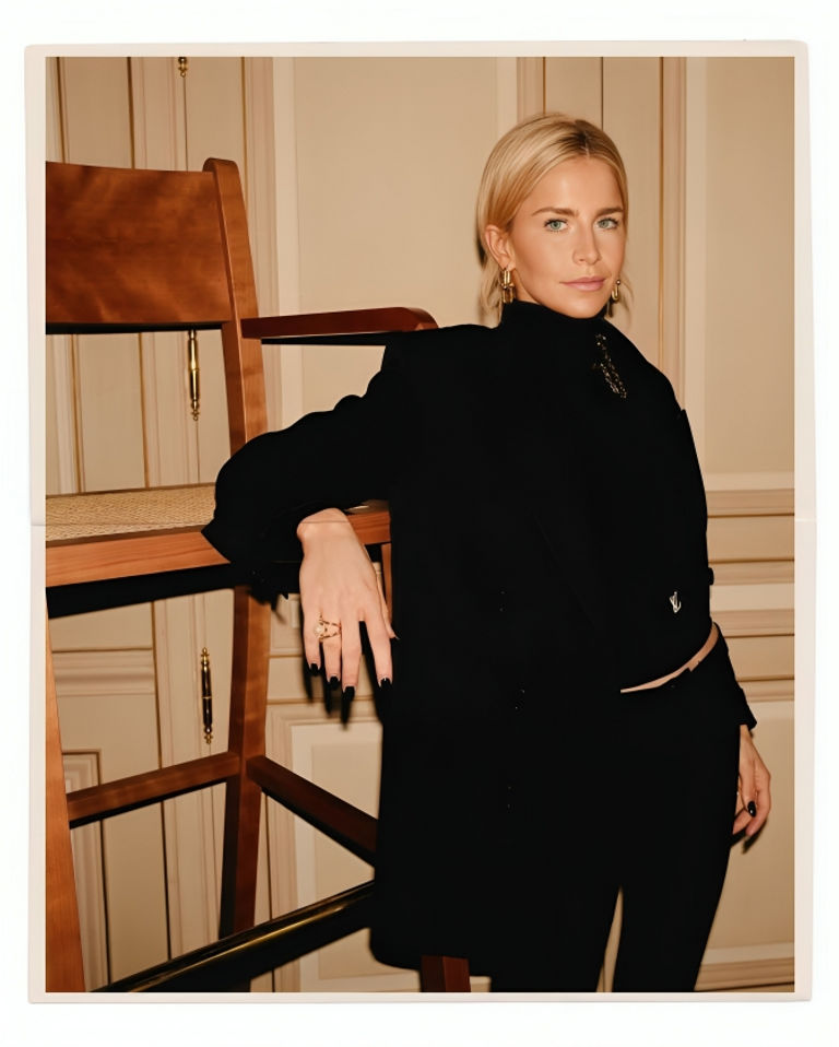 إطلالات أنيقة لموسم الأعياد