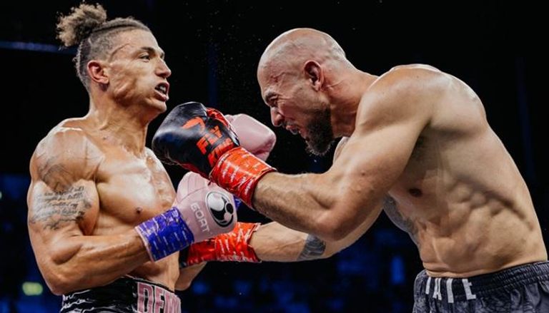 سقوط أندرو تيت