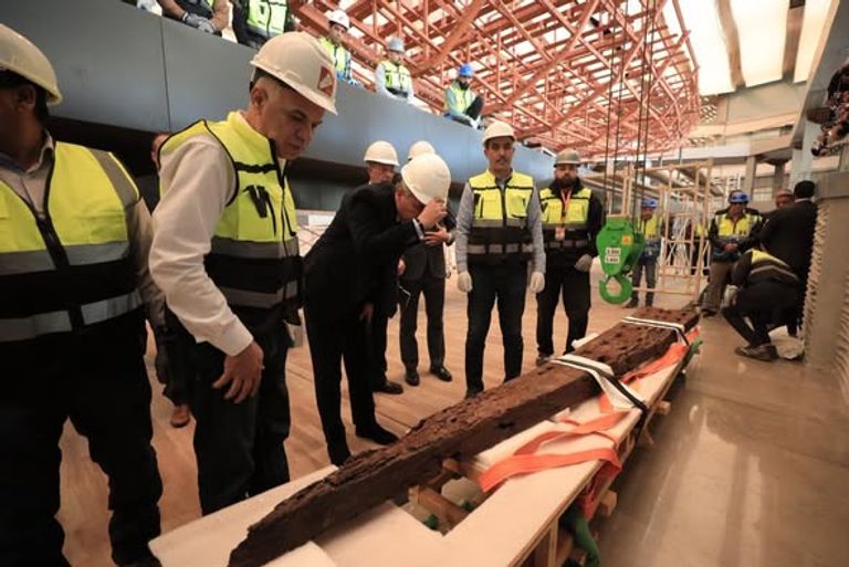 ترميم مركب خوفو