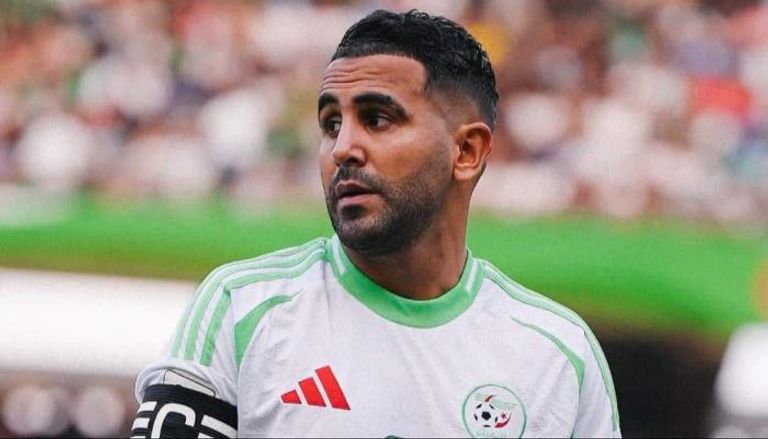 محرز قائد منتخب الجزائر