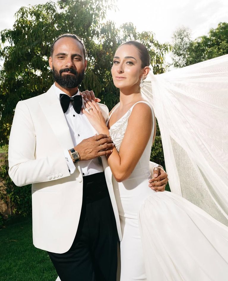 الفنانة رنا رئيس