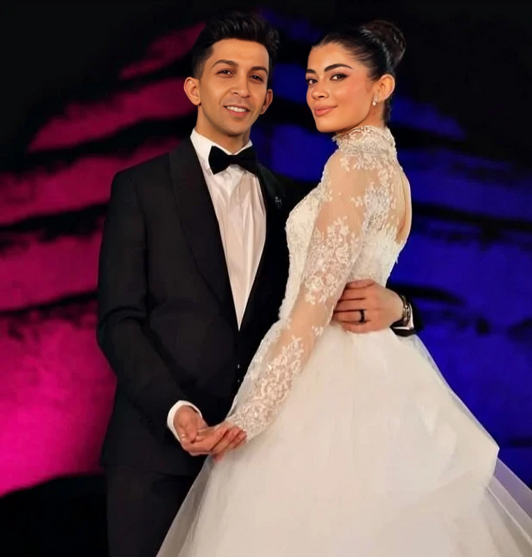 الفنانة رنا رئيس