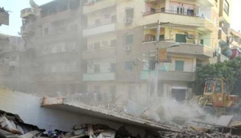 عقار إمبابة المنهار