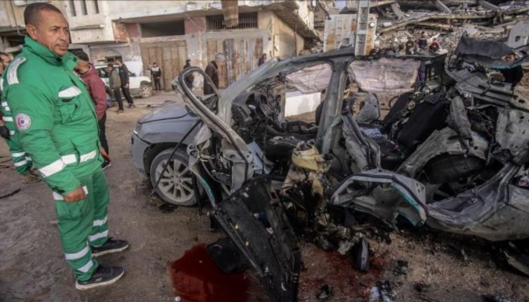 السيارة التي كان يستقلها رائد سعد بعد استهدافها