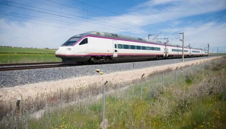  مشروع القطار الكهربائي السريع بين السعودية وقطر