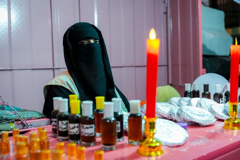 «سوق الوومن» في عدن