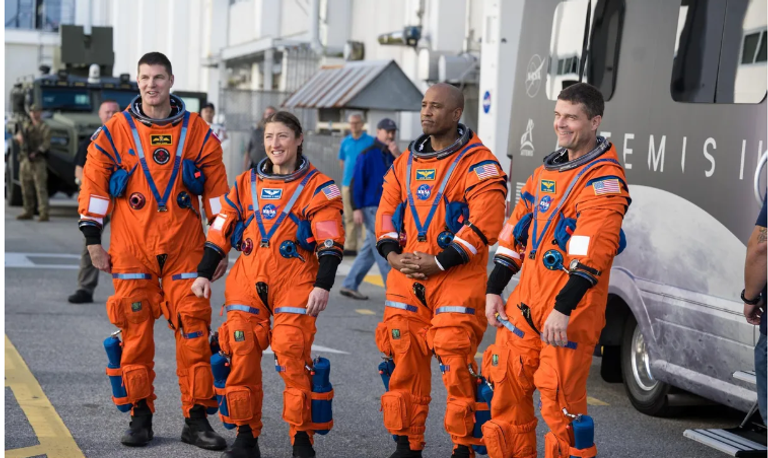 «أرتيمس 2» ستعيد البشر إلى محيط القمر لأول مرة منذ عام 1972