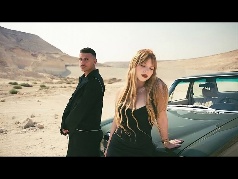 الفنانة أنغام