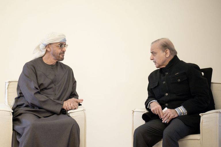 الشيخ محمد بن زايد آل نهيان ورئيس وزراء باكستان