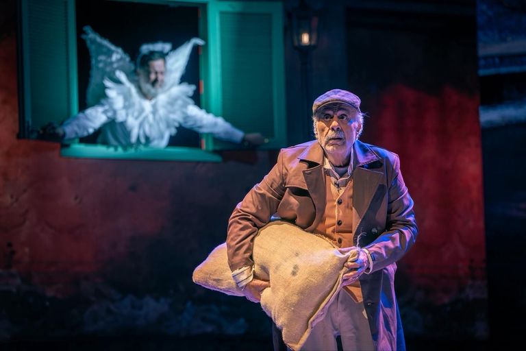 مسرحية «ولادة مبكرة»