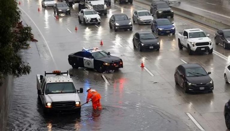 فيضانات في كاليفورنيا