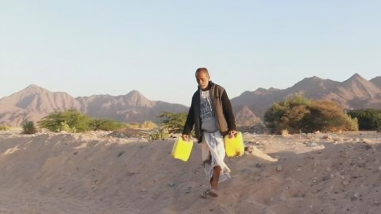 المواطن اليمني حسين عمر المواطن اليمني حسين عمر