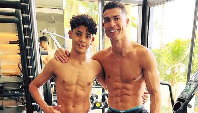 كريستيانو رونالدو ونجله