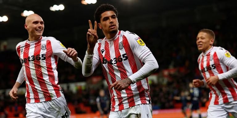 شعار شيفيلد إف سي أقدم فريق في العالم