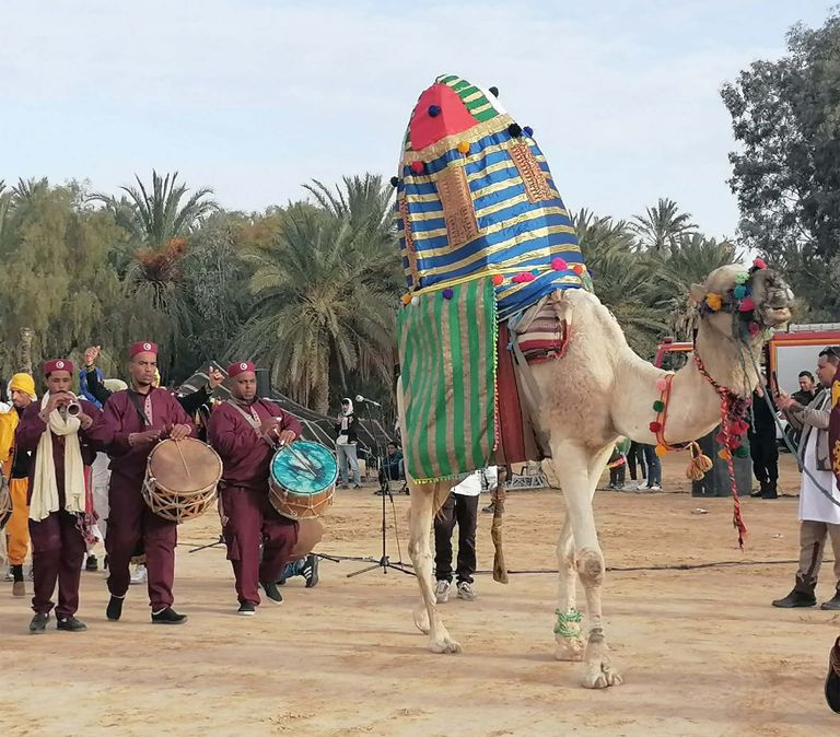 تونس تفتتح المهرجان الدولي للواحات بتوزر بعروض تراثية