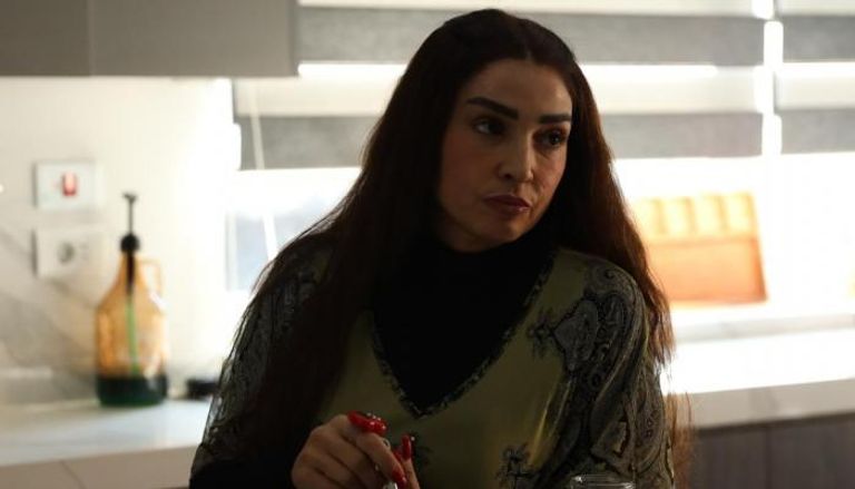 الفنانة روجينا