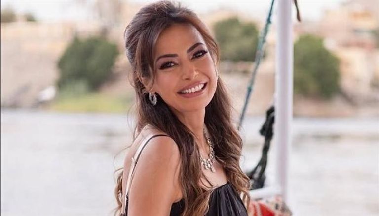 حقيقة مشاركة داليا مصطفى وصبري فواز في عمل فني