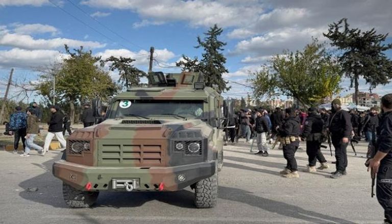 قوات من الأمن في اللاذقية