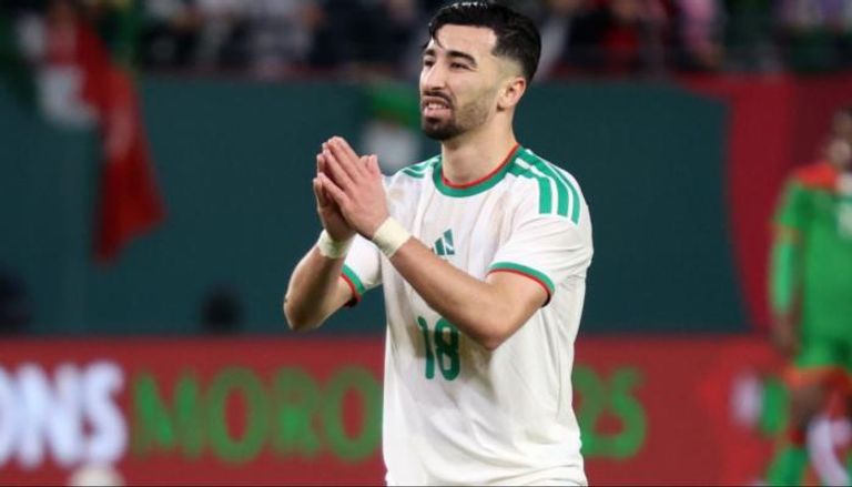 عمورة هداف منتخب الجزائر