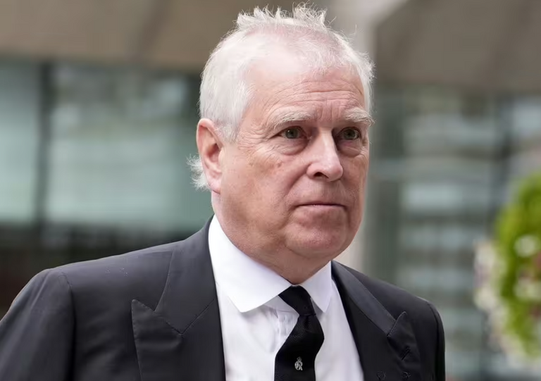 الملك تشارلز الثالث 