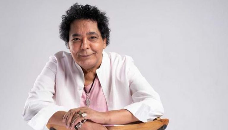 الفنان المصري محمد منير